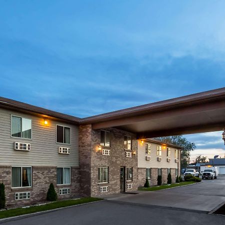 Hotel Super 8 By Wyndham Rexburg Exteriér fotografie